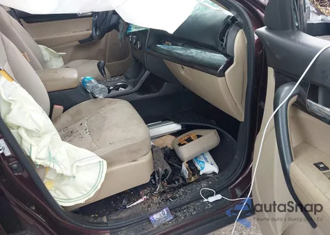 2011 Kia Sorento Lx из США, поврежденный, VIN 5XYKT4A18BG120026